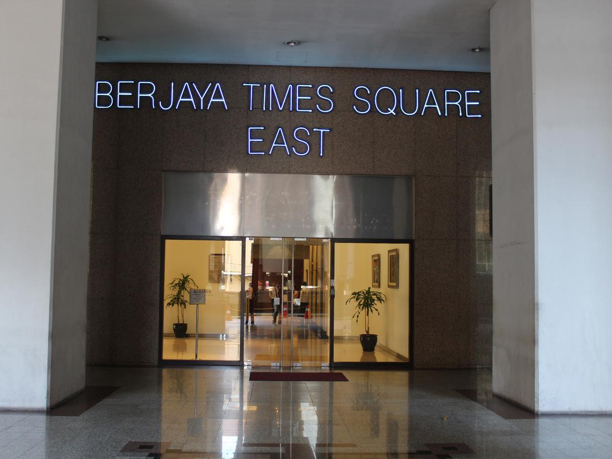 Times Square Kuala Lumpur By Luna Apartment Luaran gambar